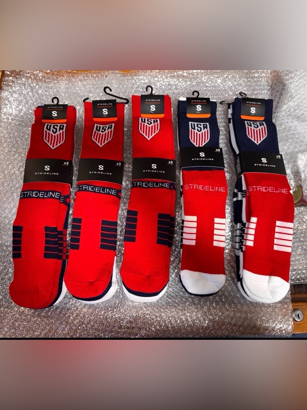 (15) STRIDELINE USA Soccer Athletic Socks (5) 3-Packs Officially Licensed Lot
